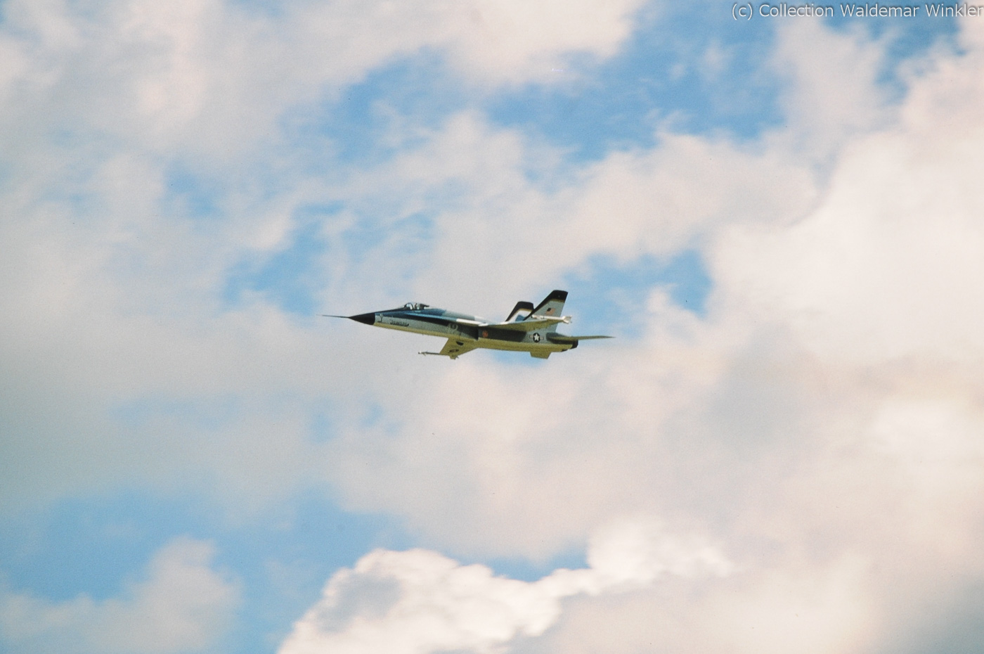 F-A-18A_Hornet_DSC_2910.jpg